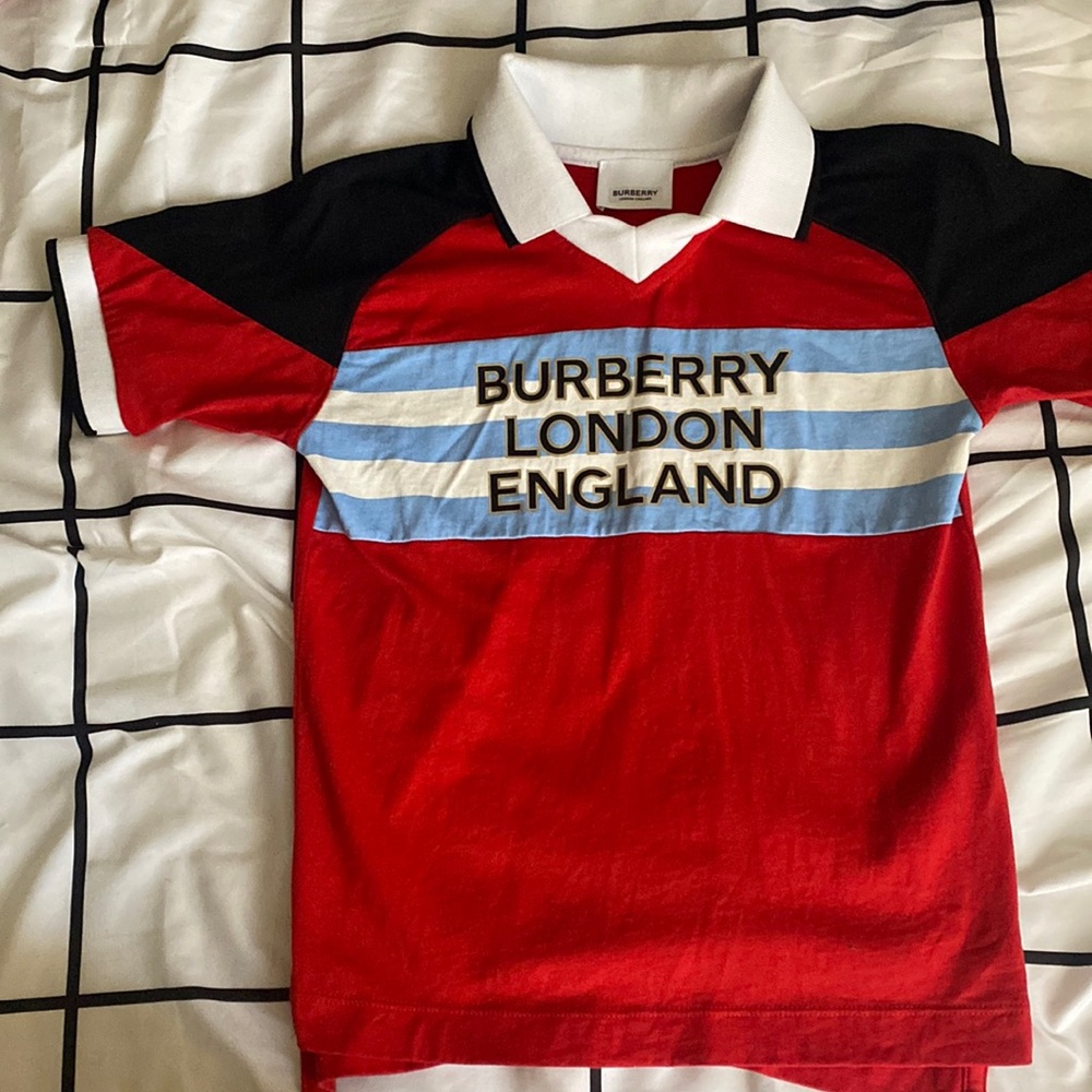 Size 6 great condition worn once boys